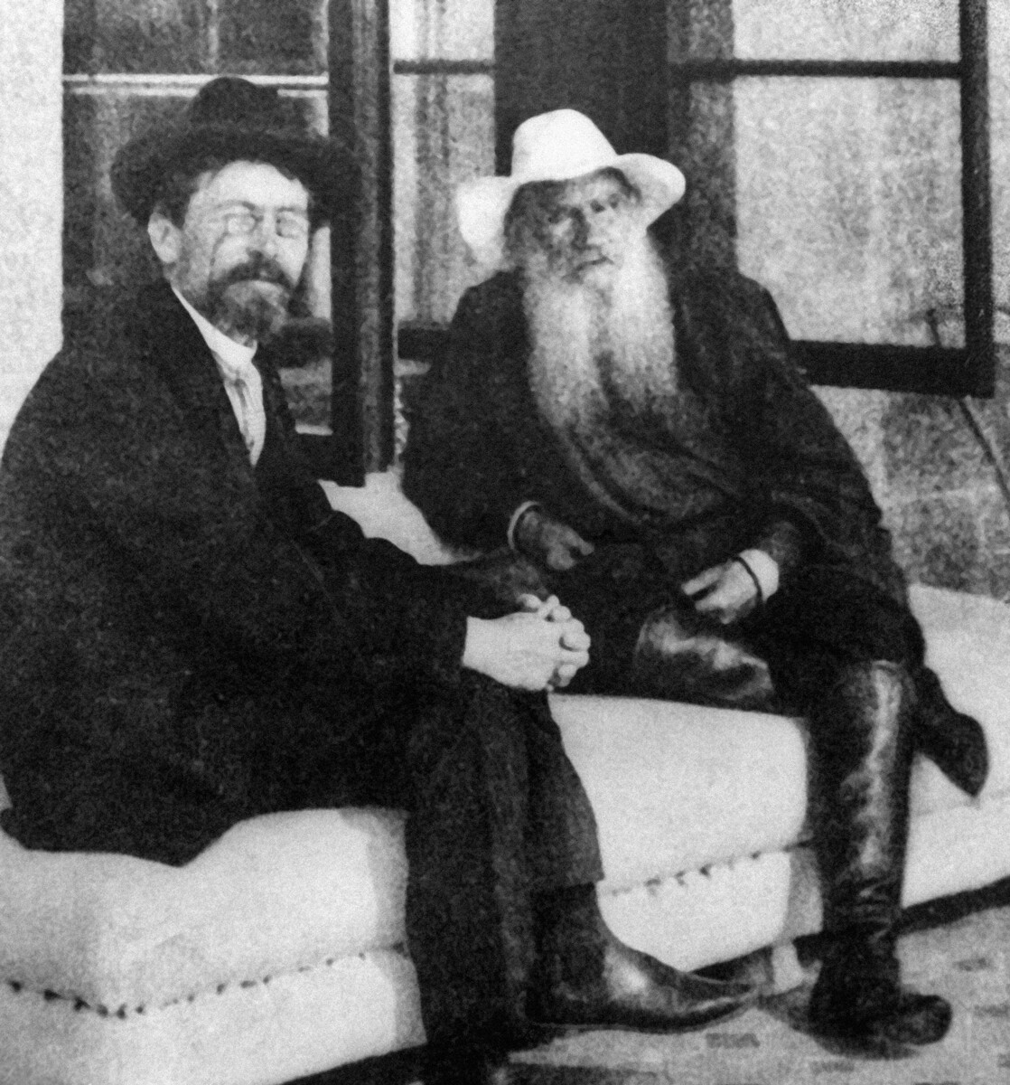 アントン・チェーホフとレフ・トルストイ、クリミアにて、1901年