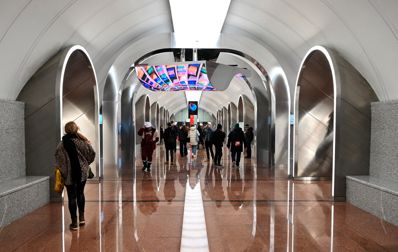 El metro de Moscú estrena una gran línea circular (Fotos)