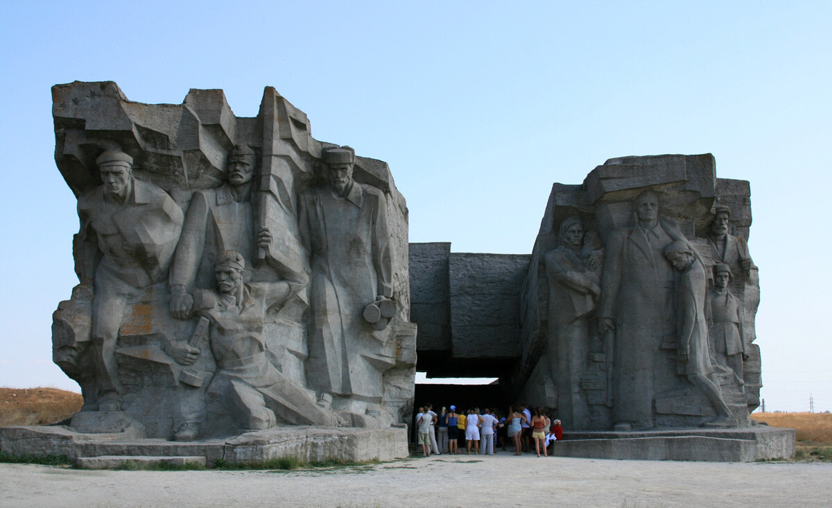 Monumento a la defensa de la cantera Adzhimushkaiski