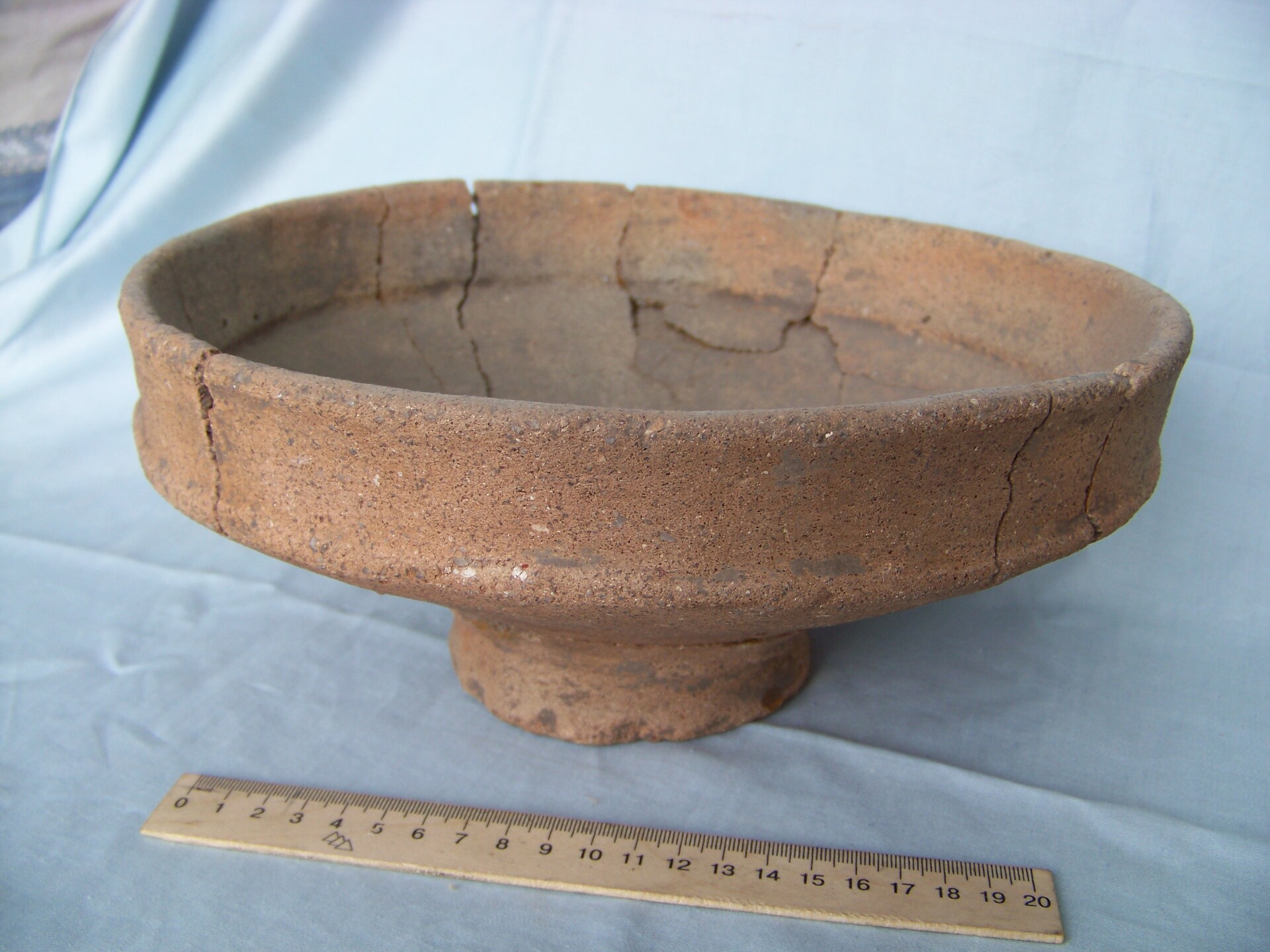 Un objeto de cerámica de la cultura Zarubintsy.