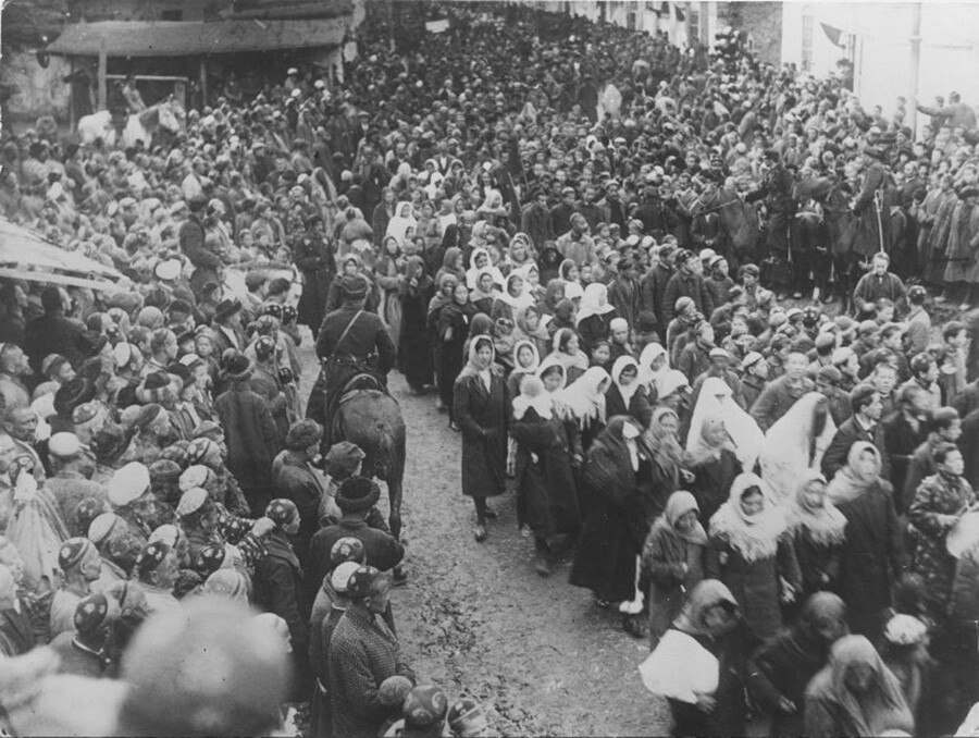 Festeggiamenti per la Giornata della Donna in Urss, 8 marzo 1924