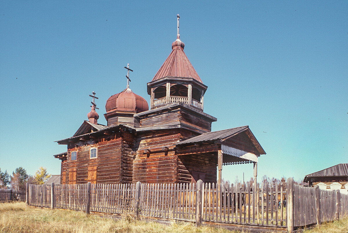 Taltsy. Church of the Holy Trinity from Dyadino village. October 2, 1999