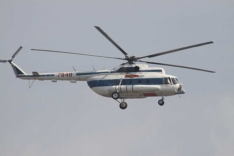 Vietnamski helikopter 'Mi-8'