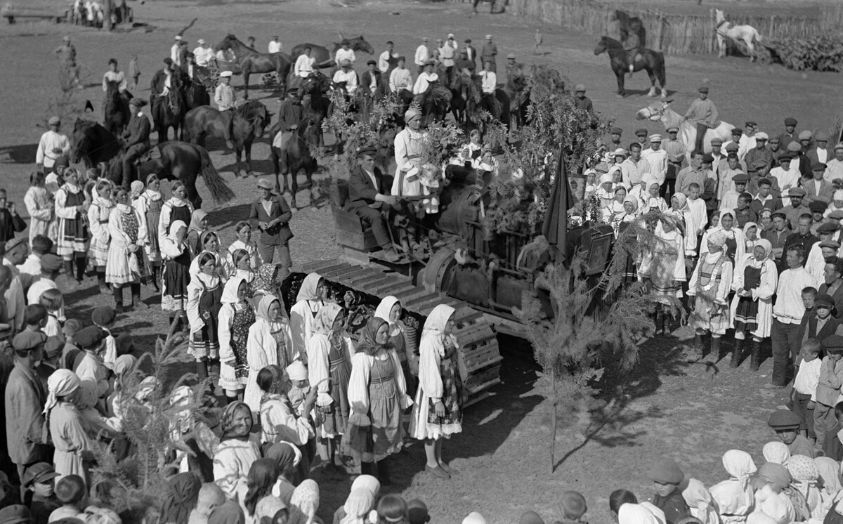 The wedding of a tractor driver in a Chuvash village, 1937.