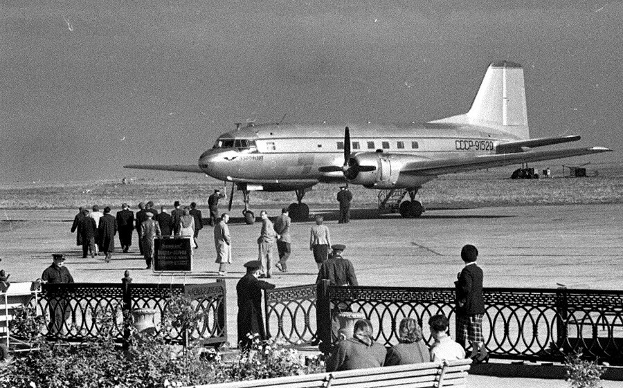 Un aéroport soviétique en 1958