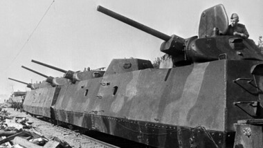 Како се користеа советските оклопни возови во Втората светска војна (ФОТОГРАФИИ)