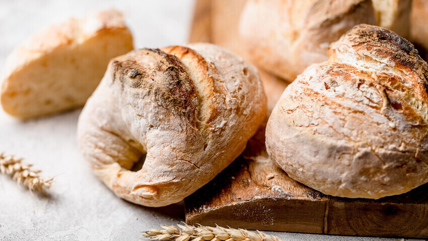 Moskauer Kalatsch: Wie man das köstlichste Weizenbrot backt (REZEPT ...