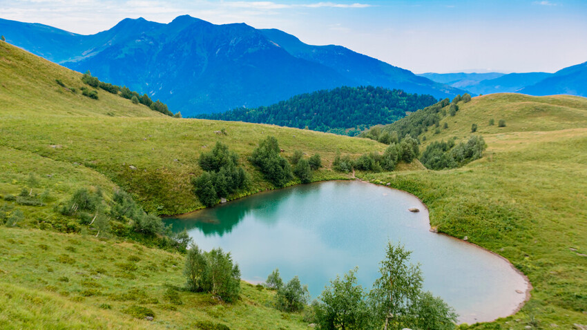Čudovita ruska jezera v obliki srca - Russia Beyond Slovenija