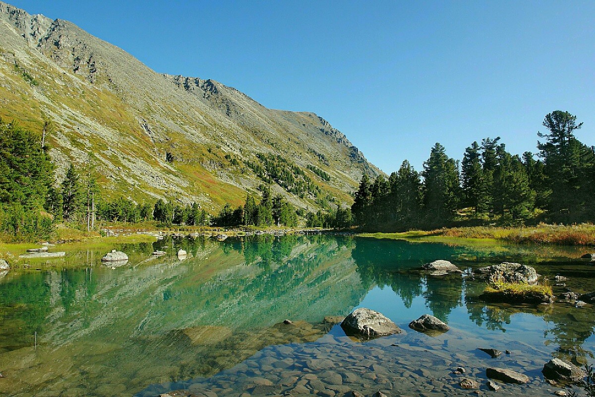 Алтайский край бу. Алтай Барнаул природа. Барнаул горы. Барнаул природа. Барнаул Алтайский край горы.