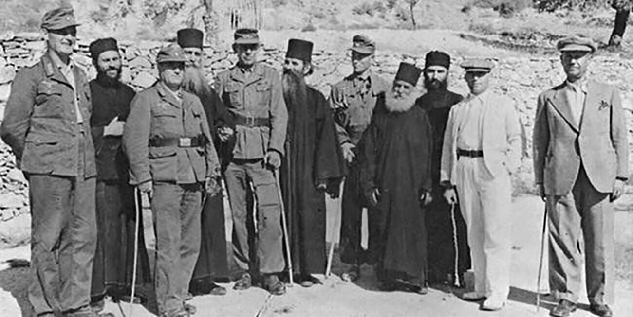 Georg-Michael Alexander von Merenberg e monges gregos em Paros
