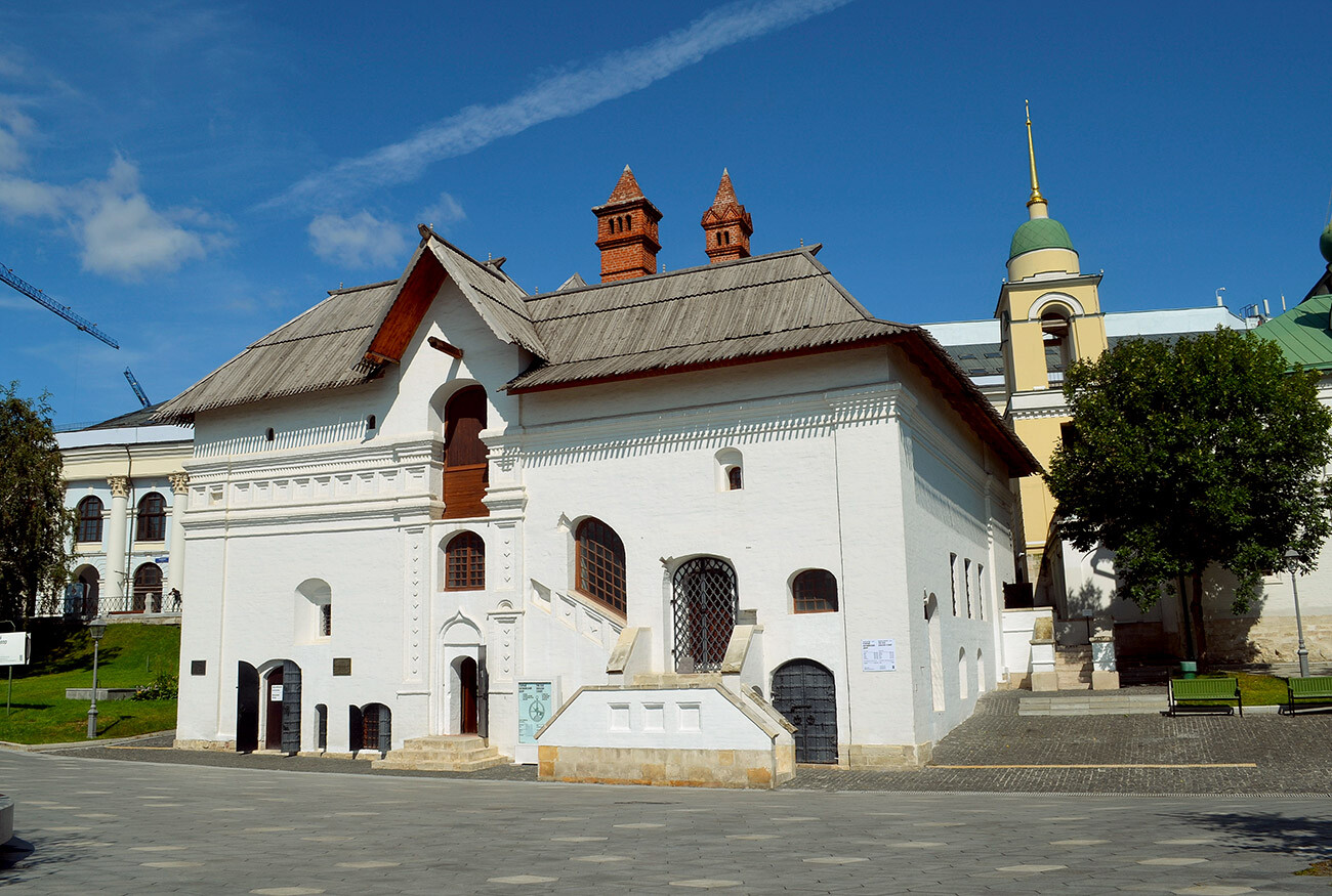 Старият Английски двор