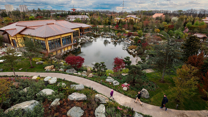 10 'foreign' style parks in Russia (PHOTOS) - Vimarsana News