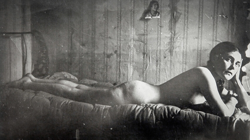 Na fototografiji: Lilja Brik, muza Majakovskega