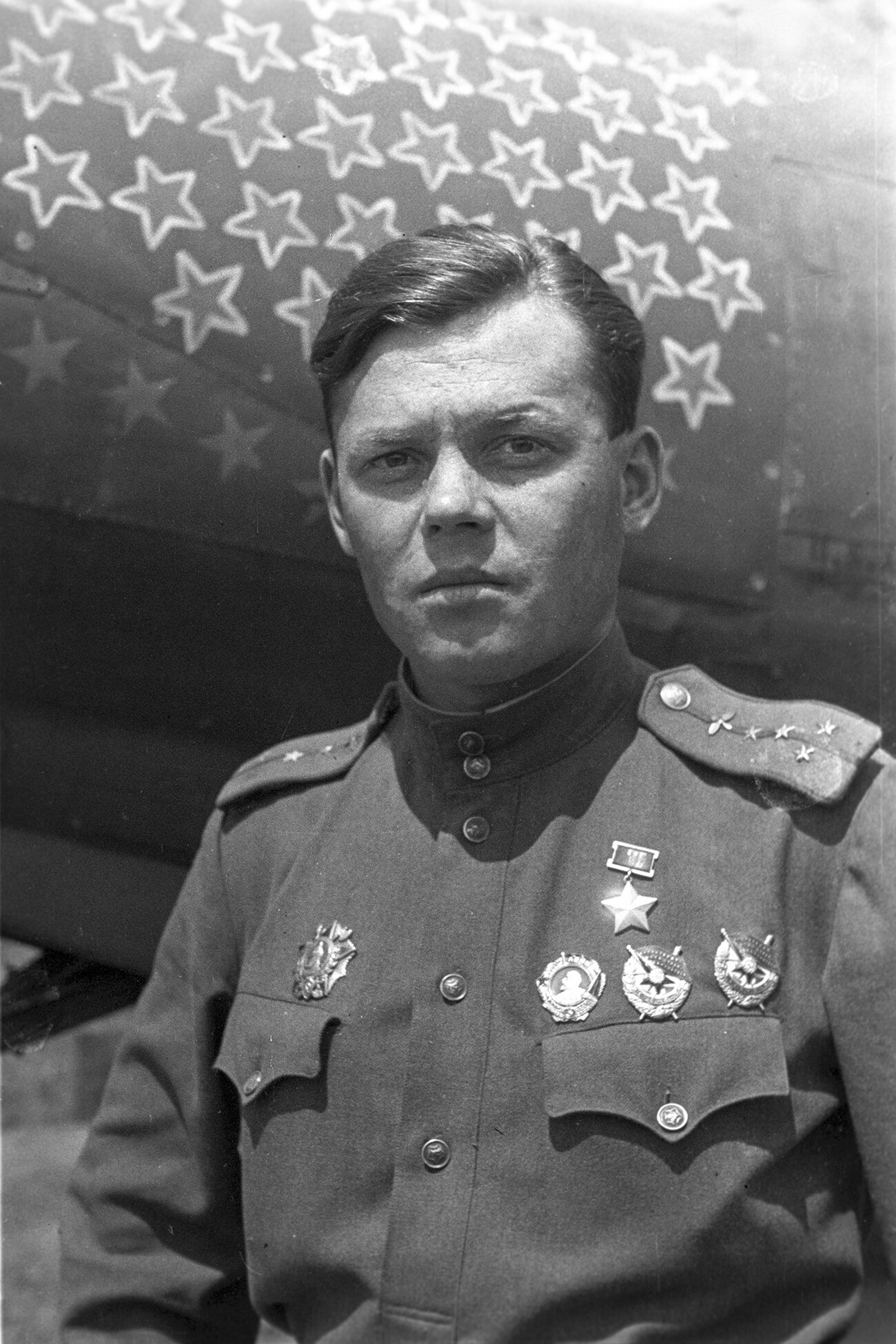 Grigori Rechkálov, dos veces Héroe de la Unión Soviética, /24.05.43, 01.07.44/, piloto de caza. Frente estepario, 1943. Gran Guerra Patria de 1941-1945. 
