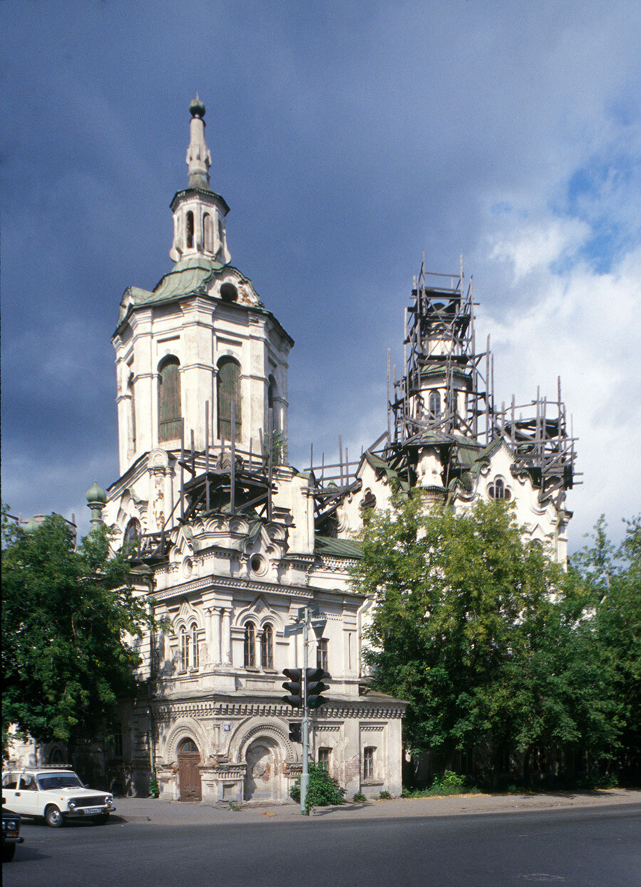 Church of the Miraculous Image of the Savior, southwest view. Originally built in 1794-1819, this is an excellent example of 