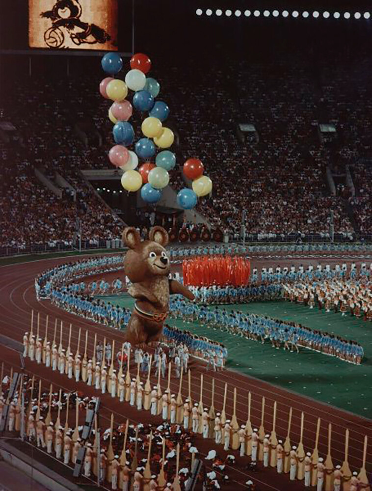 Cerimônia de encerramento das Olimpíadas de Moscou em 3 de agosto de 1980.