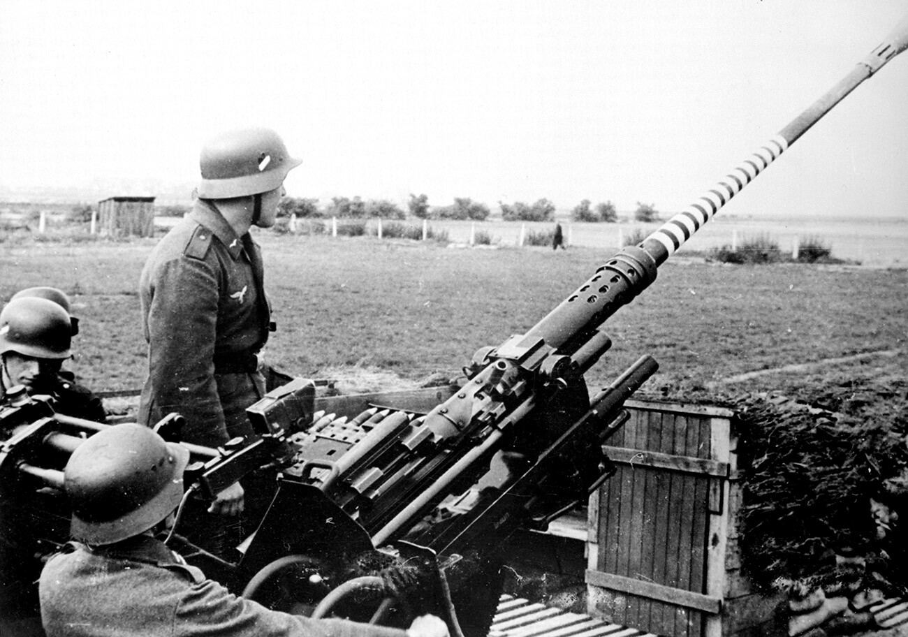 German anti-aircraft gun.