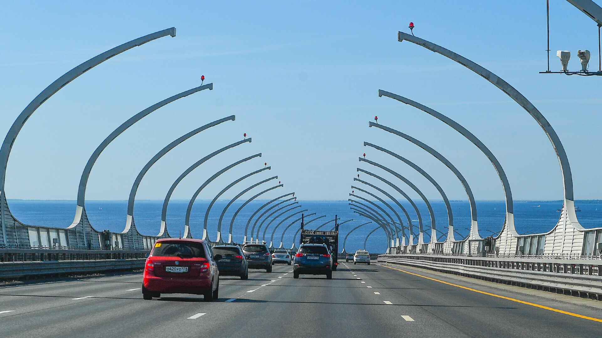 L'autoroute à péage intra-urbaine Diamètre occidental à grande vitesse (ZSD) à Saint-Pétersbourg