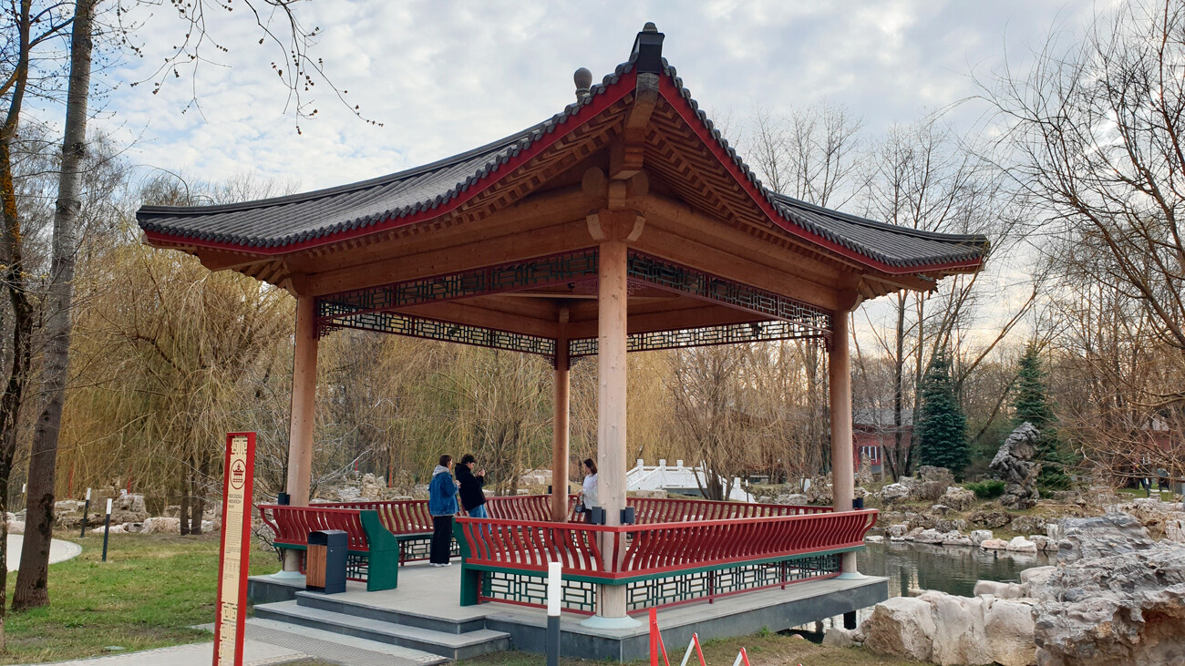 Kitajski poslovni center Park Huaming na severovzhodu Moskve