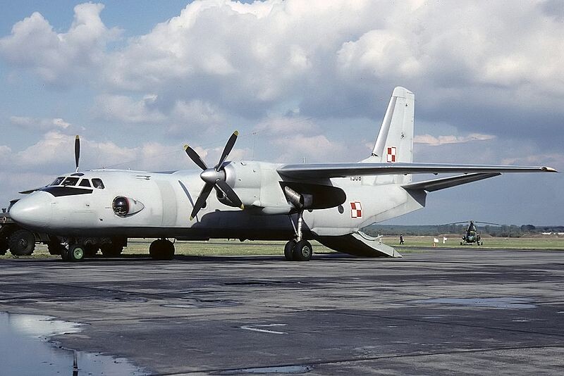 An-26 polaco.