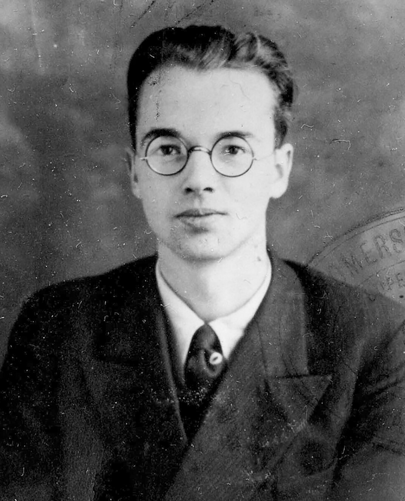 

Klaus Fuchs, 1933. Fotografija iz policije.