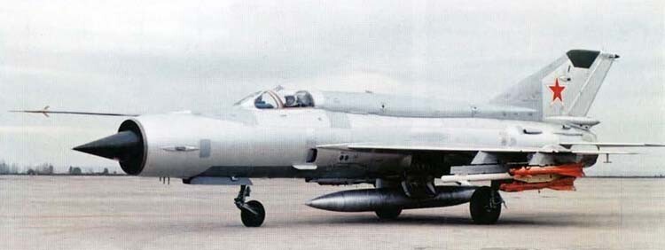 Caza MiG-21