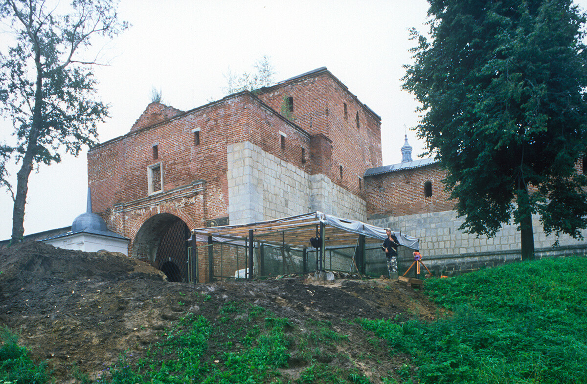 Kremlin de Zaraisk. Muro norte, Torre Nikólskaia. 21 de agosto de 2003.
