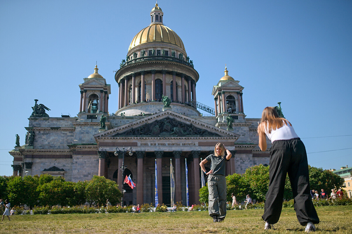 Фотографирање на Исакиевскиот плоштад

