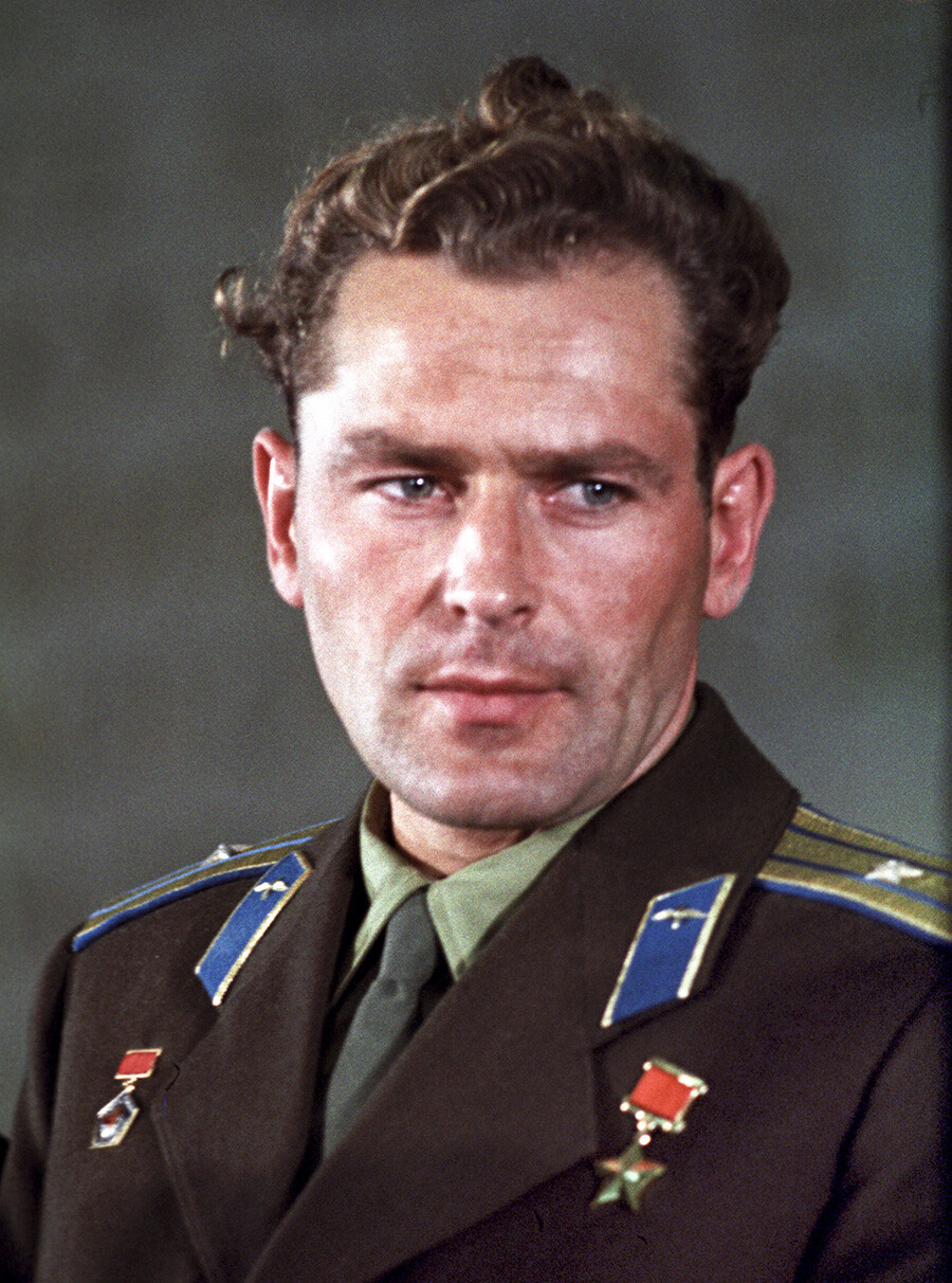 Guerman Titov, piloto-cosmonauta, Héroe de la Unión Soviética, comandante de la nave espacial Vostok-2.