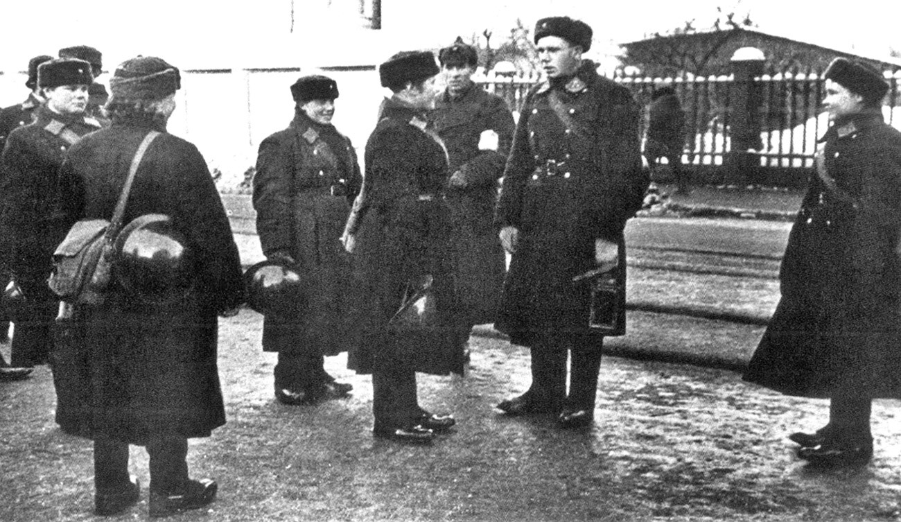 La polizia sovietica (sovetskaja militsija) nel 1942