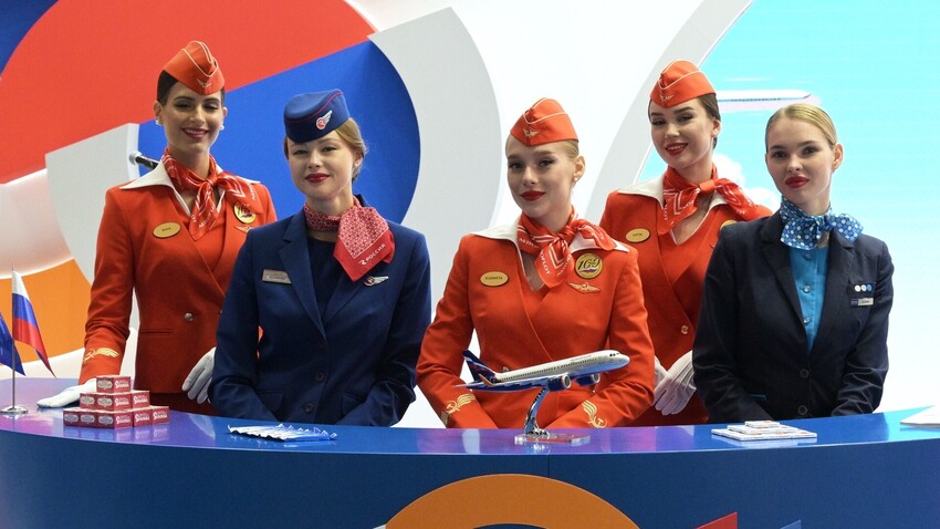 Le Russe Aeroflot Souffle Ses Bougies Vid O Russia Beyond Fr