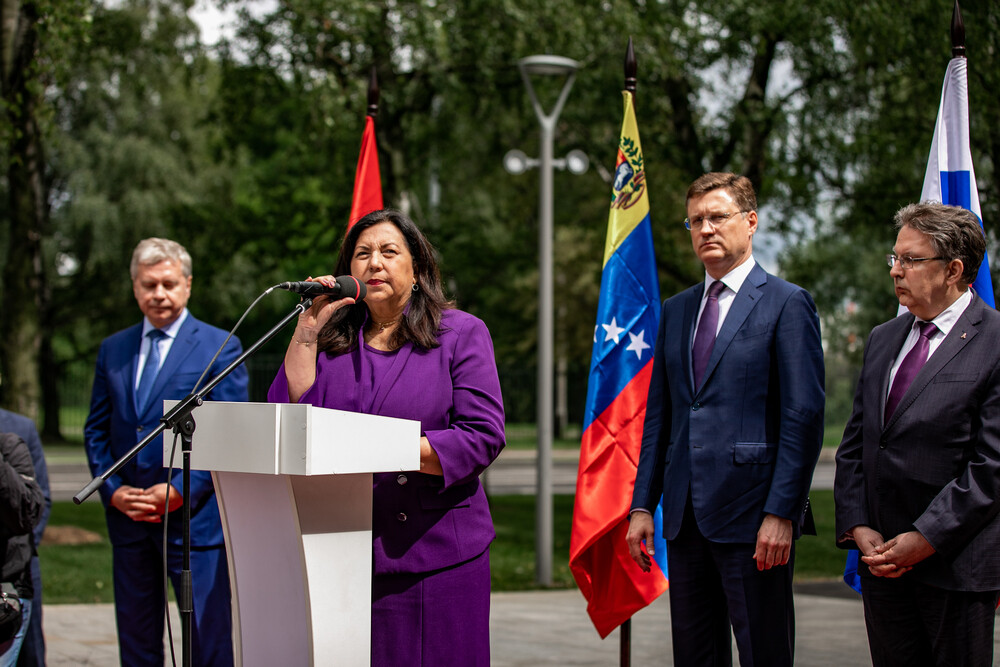 La alcaldesa de Caracas, Carmen Teresa Meléndez, durante la ceremonia de la inauguración del monumento a Simón Bolívar en Moscú.