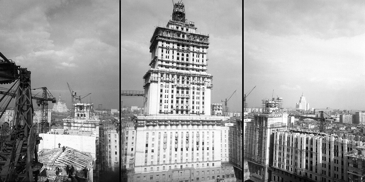 Construção do Hotel Ukraina, 1953.