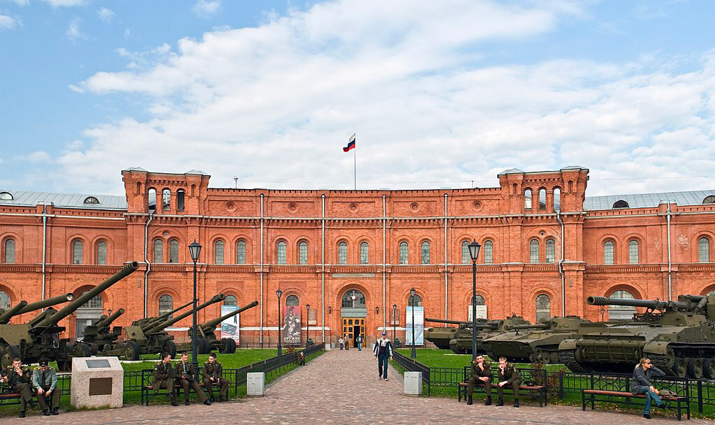 Entrance to the Artillery Museum