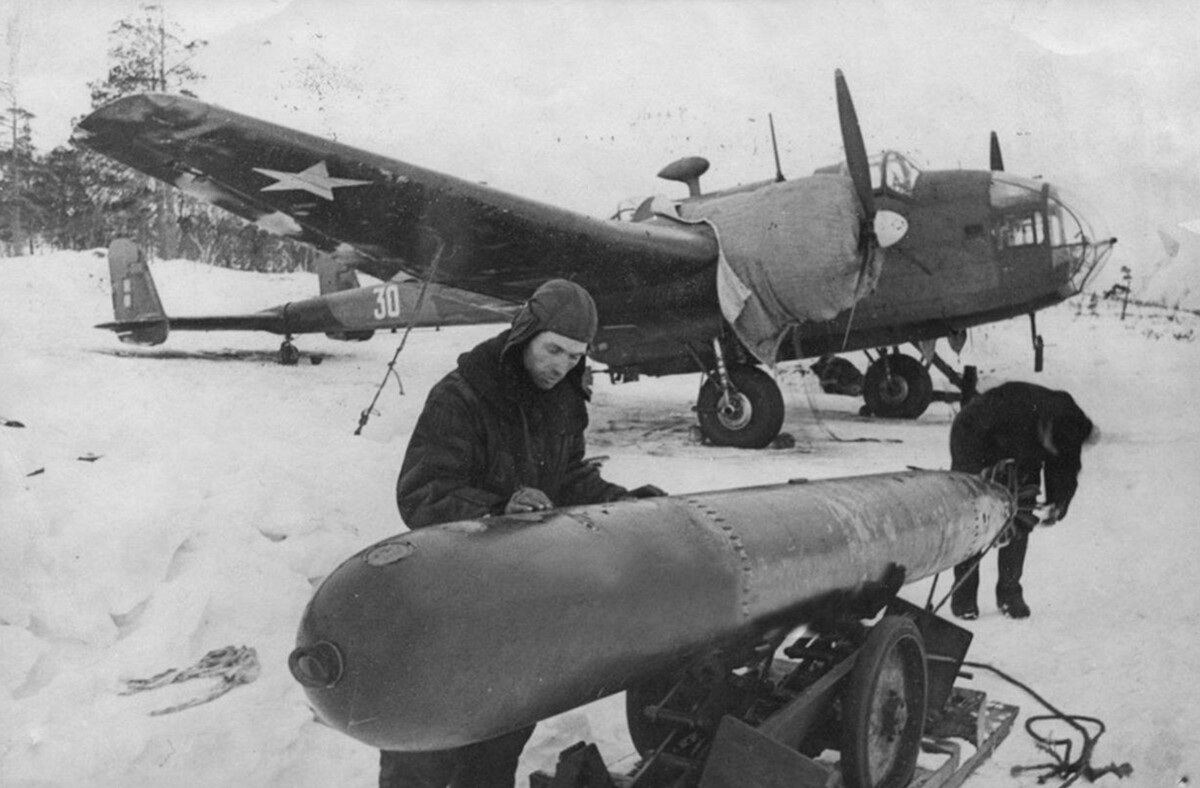 A 'Hampden' torpedo bomber of the Soviet Northern Fleet.