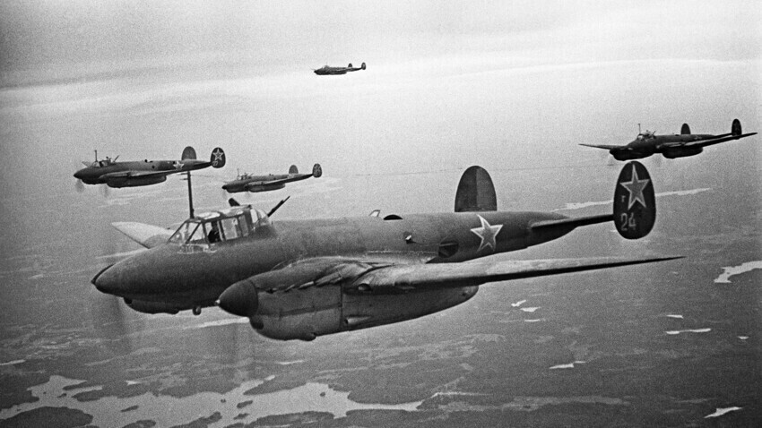 Bombarderi 14. zračne armije, podrška Volhovskom frontu, pri proboju blokade Lenjingrada. 