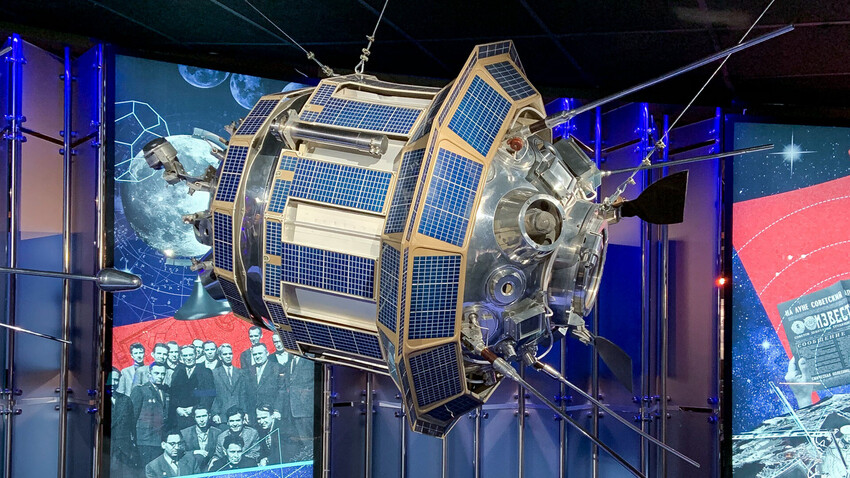 ロシア、半世紀ぶりに月探査機を打ち上げ ロシア・ビヨンド