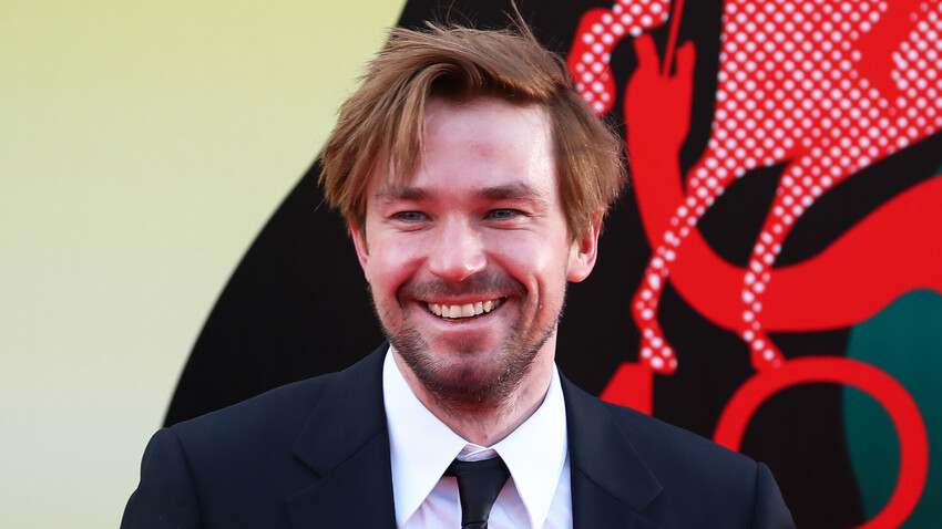 „The Palace“ Treffen Sie Alexander Petrow, den Helden des neuen Films