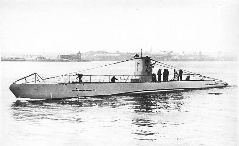 Submarino alemán del tipo II, como el U-144.