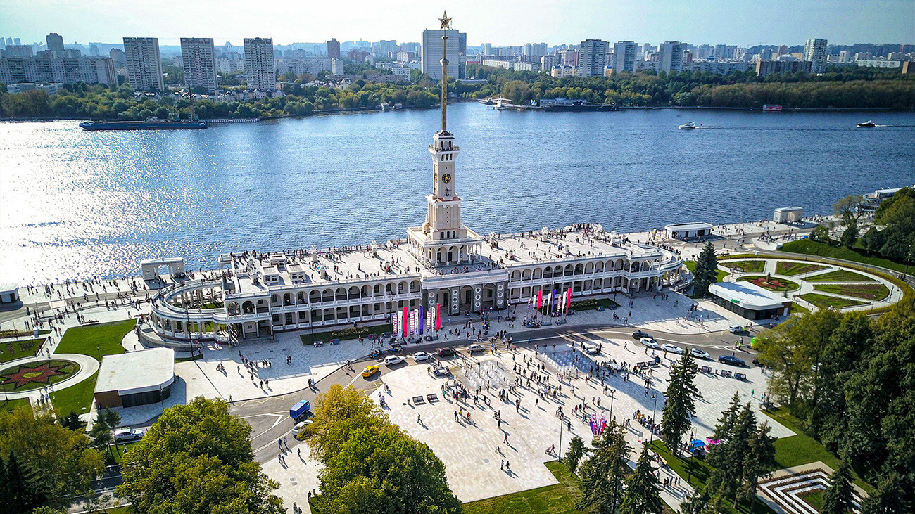 Северно речно пристаниште у Москви 