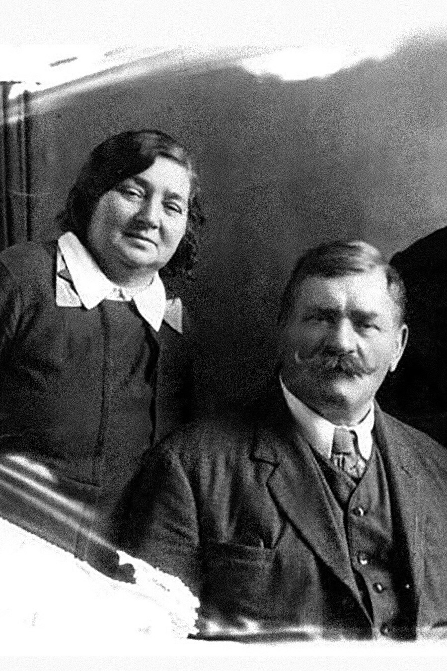 Ivan Poddubny with his third wife Maria Mashonina