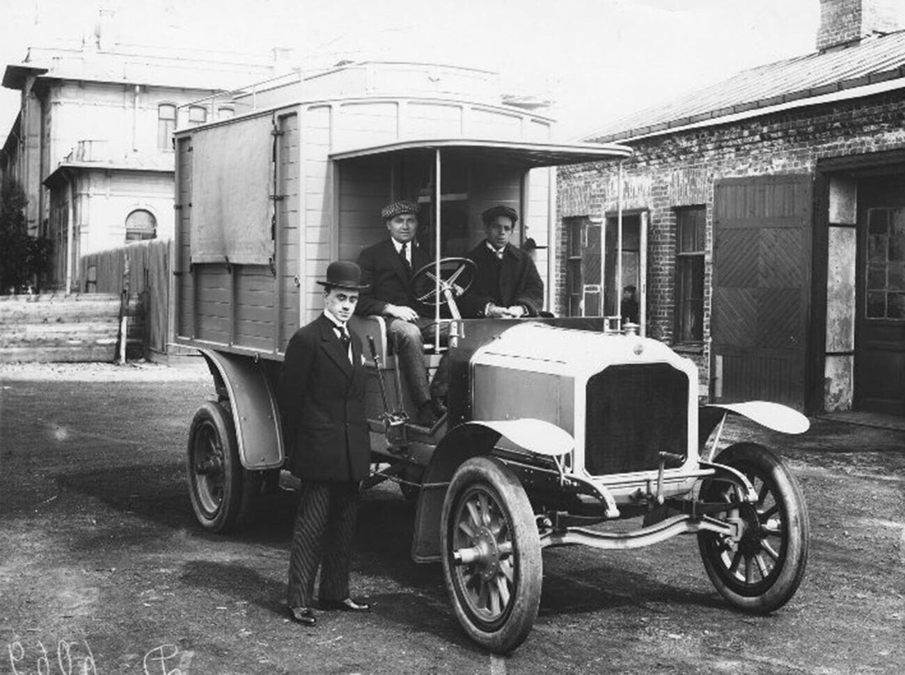 A military hospital car, 1911