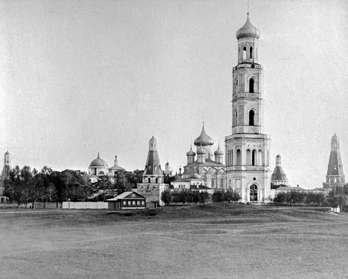 Photographie du monastère Simonov au début du XXe siècle provenant des collections du Musée historique d'État