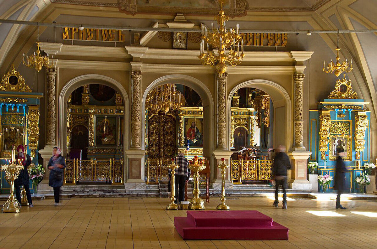 Interior da Igreja da Assunção.

