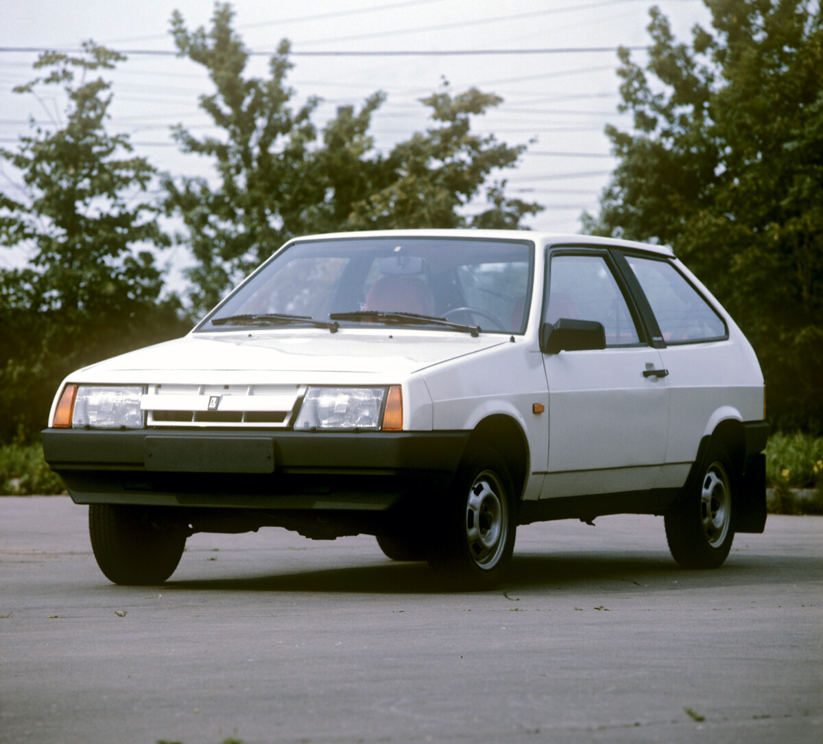 „Лада“ ВАЗ-2108, 1984. 