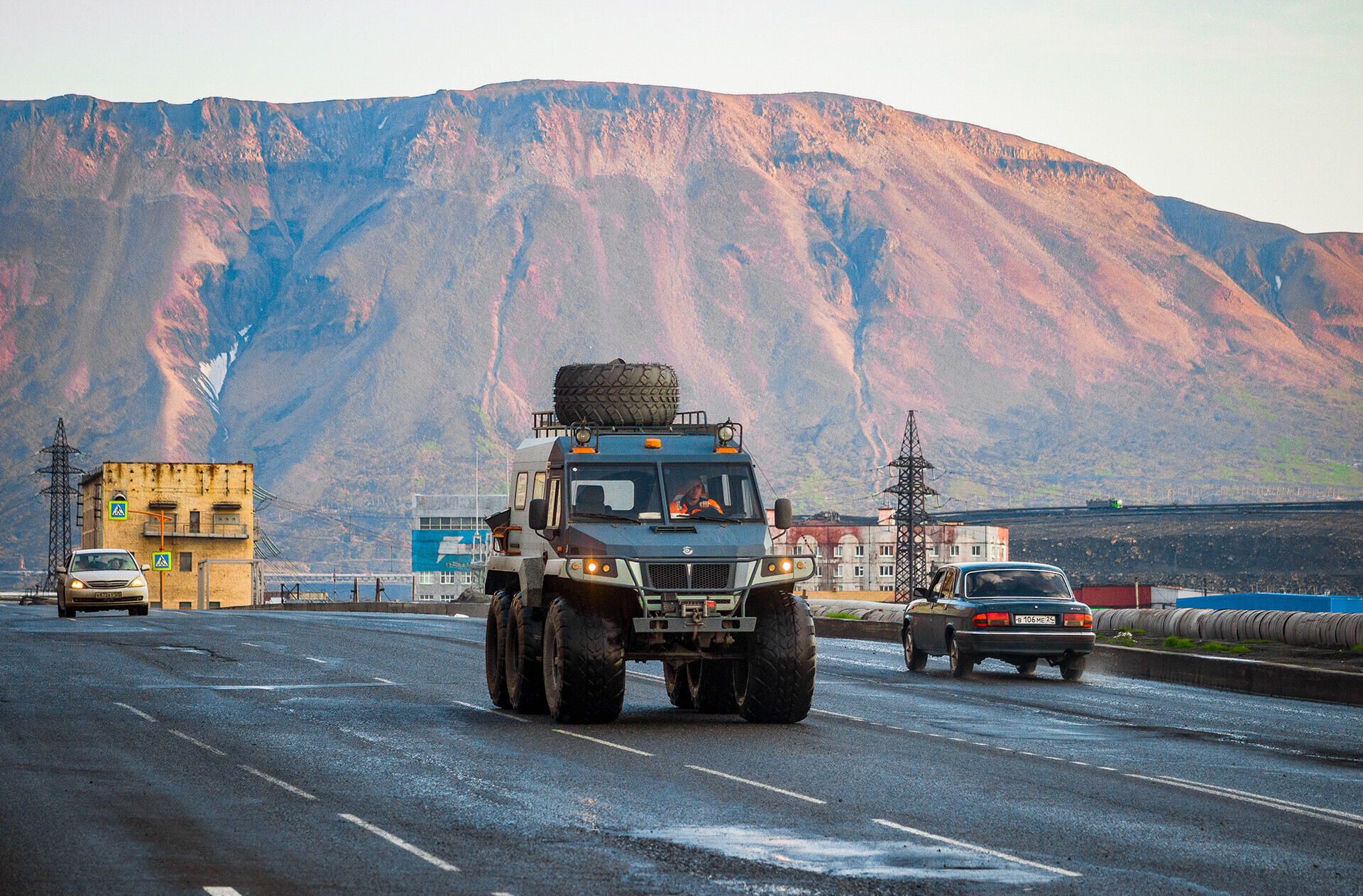 Non è raro vedere veicoli di questo tipo a Norilsk e dintorni