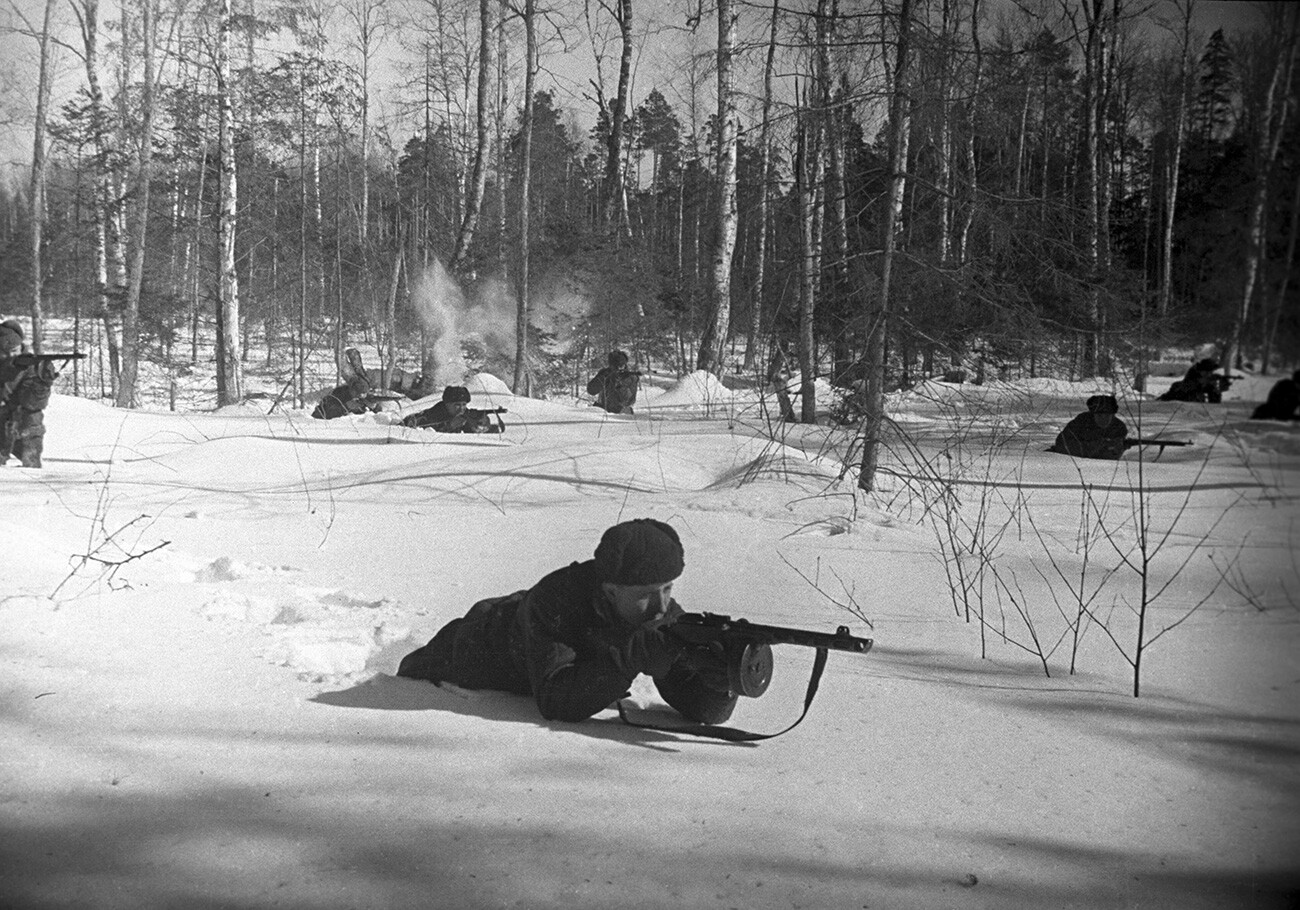 Soviet troops near Moscow, November 1941.