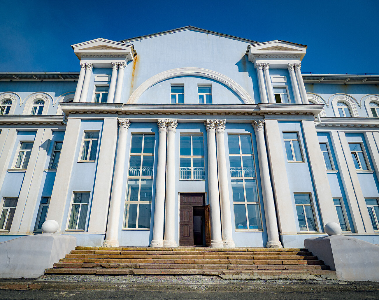 Norilsk railway station is located rather far from the center.