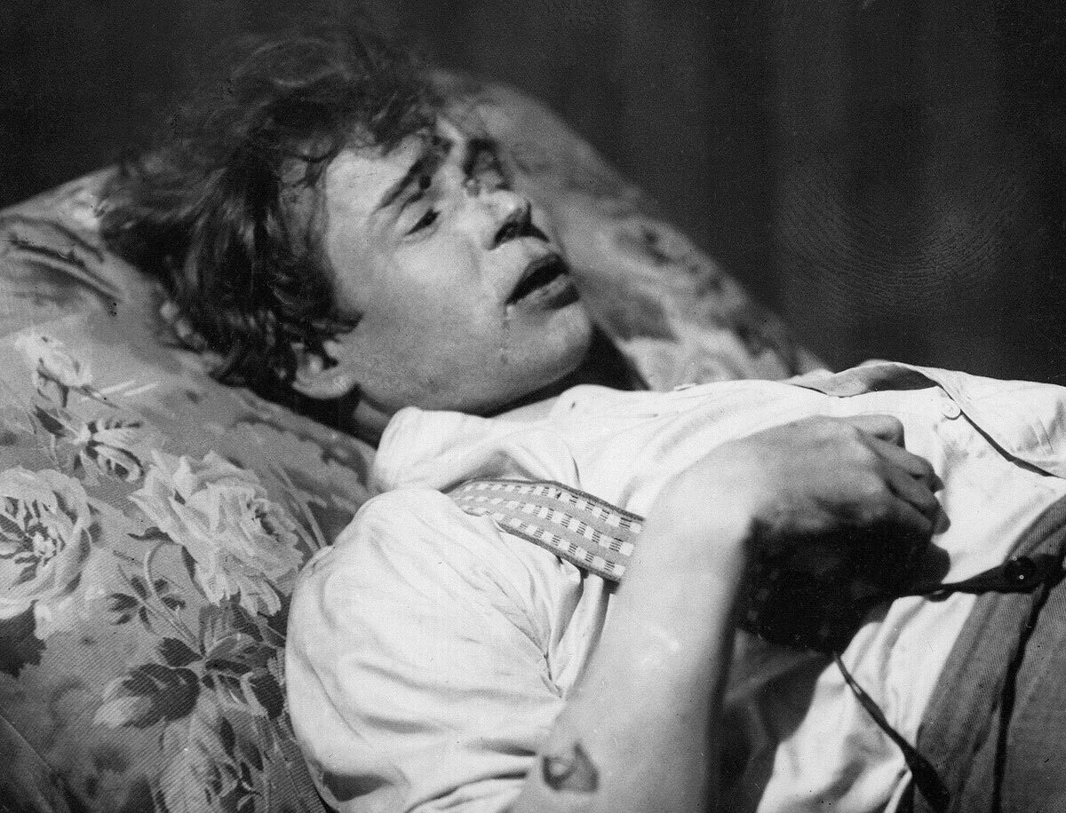 Сергей Есенин в хотел 