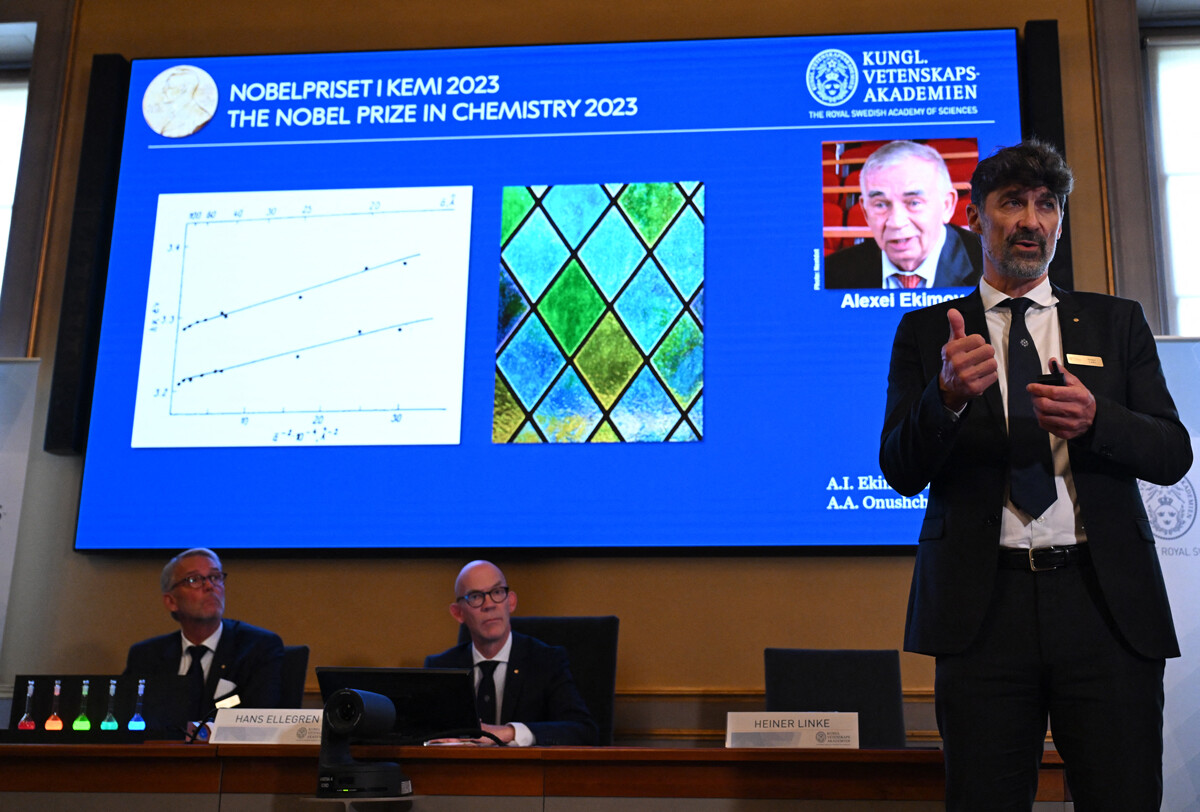 Nobel de chimie: un scientifique russe dans le trio récompensé
